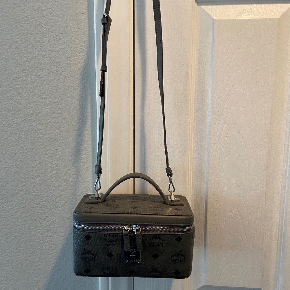 MCM rockstar visetos vanity  bag. gray leather with MCM logo.